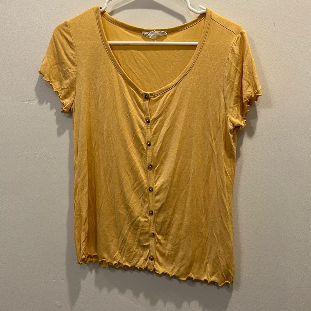 Pink Rose. Size M. Yellow. Soft cotton.